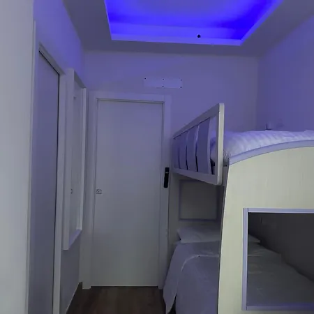 Bunk Bed - 4 Gæstehus *