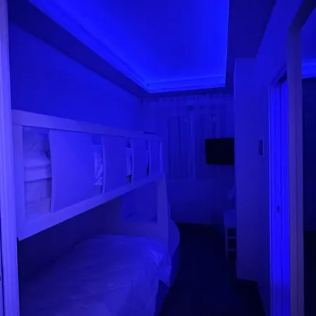 Bunk Bed - 4 3*